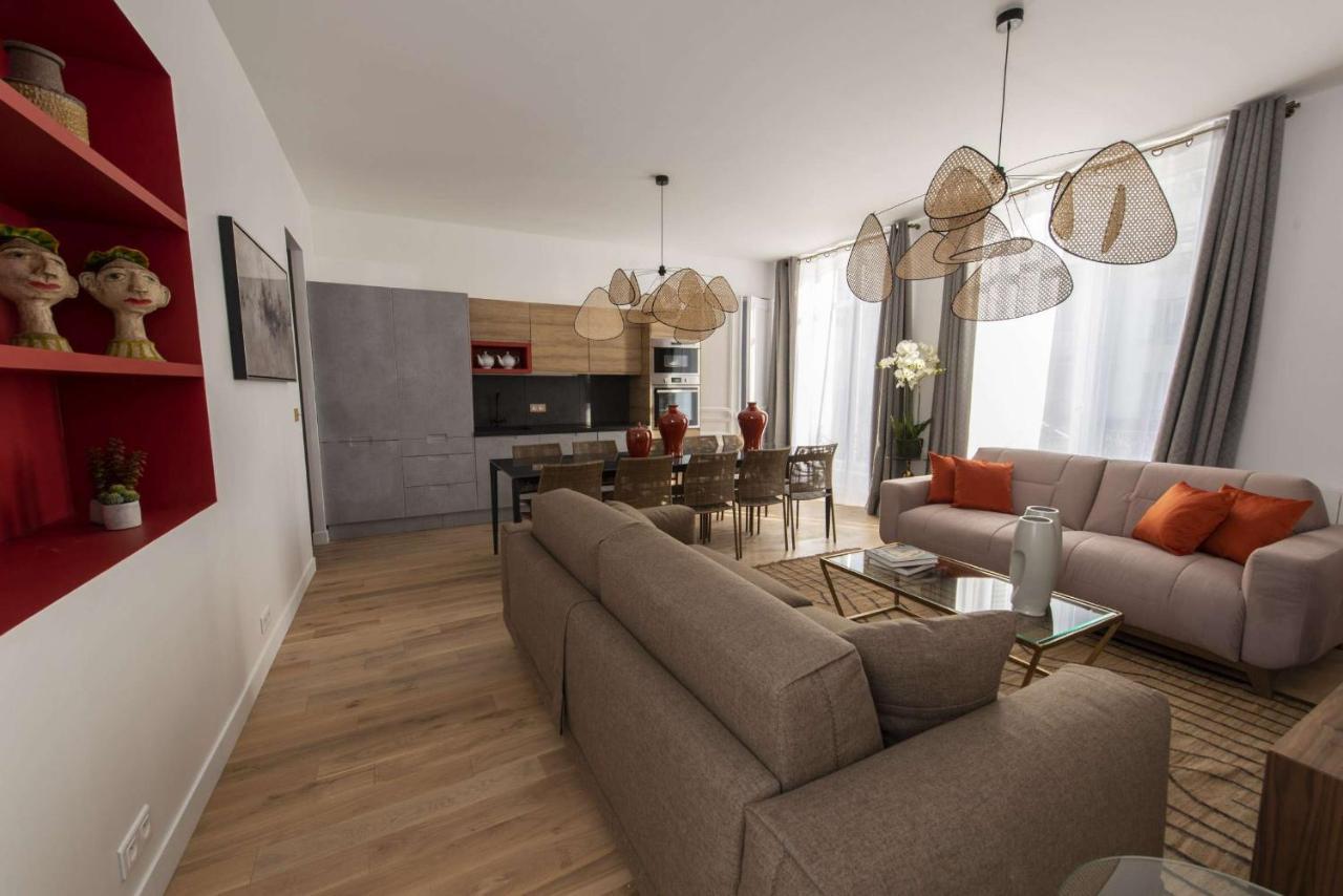 Martin' S Door Paris